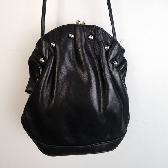 Ande Black Leather Clamshell Crossbody Purse 90s Classic Unique Quiet Luxury - Picture 1 of 7